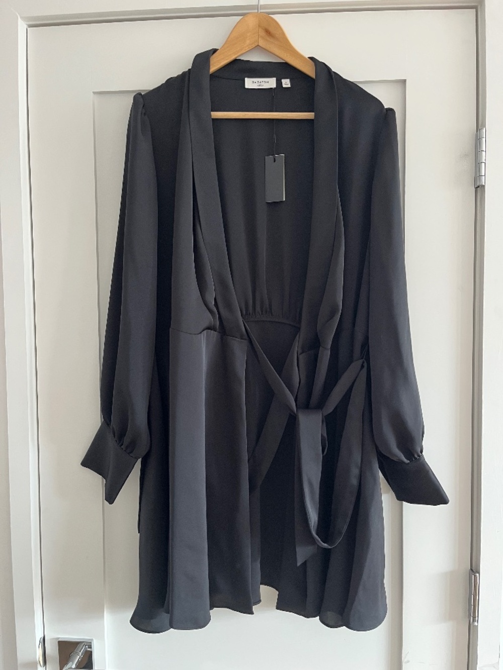Babaton Aritzia Black Satin Long Sleeve Wrap Mini Dress L NWT